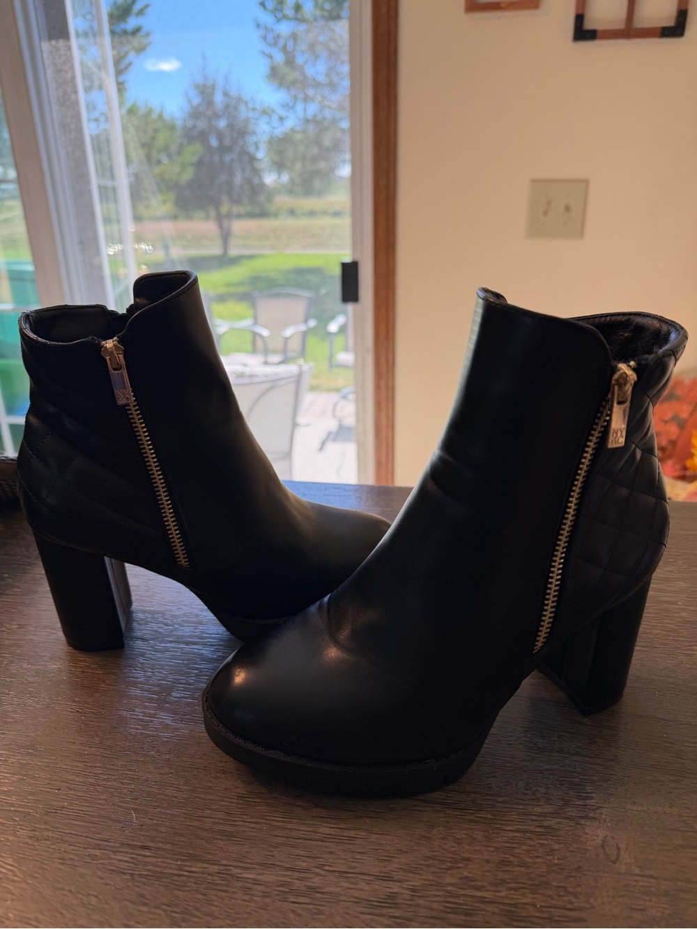 NY &C. Black Quilted-Zip Ankle Boots - Women. B127
